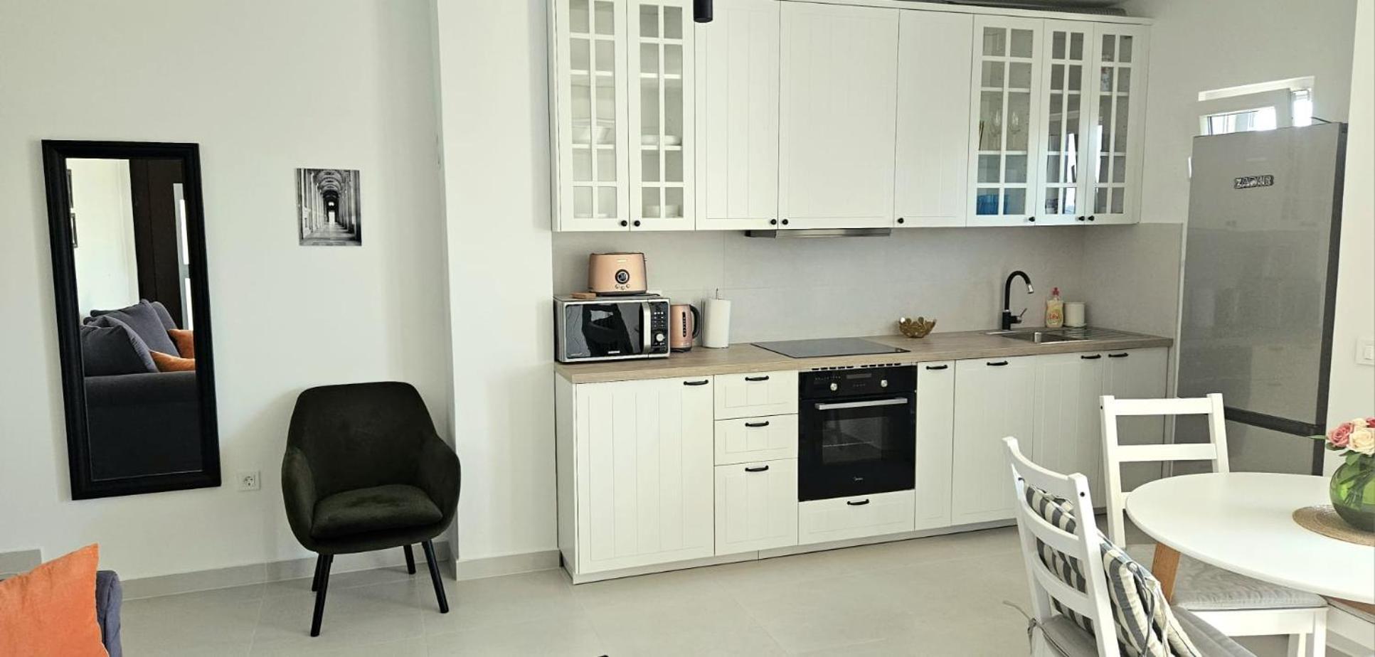 Apartment Big Blue Maslenica Bagian luar foto