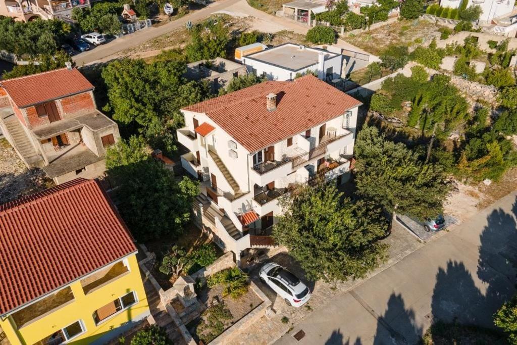 Apartment Big Blue Maslenica Bagian luar foto